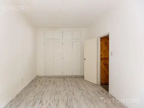 Depto Tipo Casa en Alquiler con 1 cocheras
