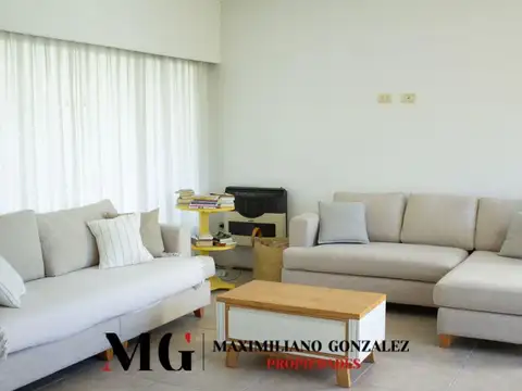 Casa 7 ambientes con 3 baños