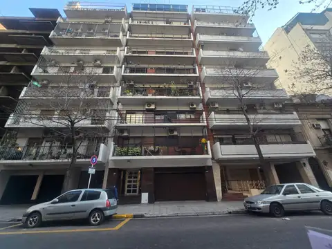Venta departamento 4 amb. dependencia de servicio, espacio guarda coche, baulera Caballito