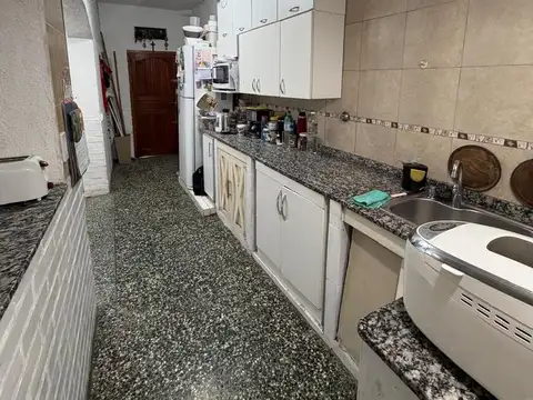 Depto Tipo Casa en Venta 50 años