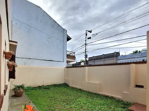 Local en Alquiler en Centro  - Zárate, USD 450.000