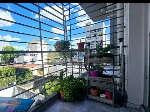 Nahuel Huapi 5800, Piso 3