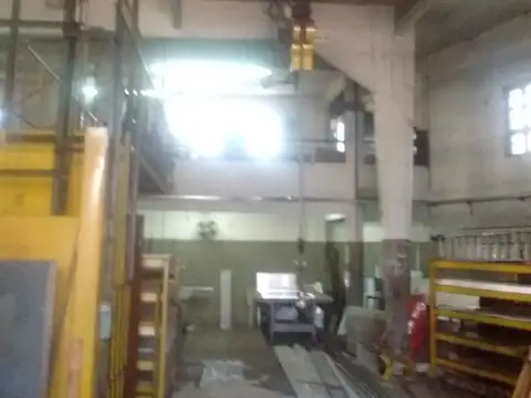 Galpón 1650m2 en 3Ptas FM(T2) y Gas