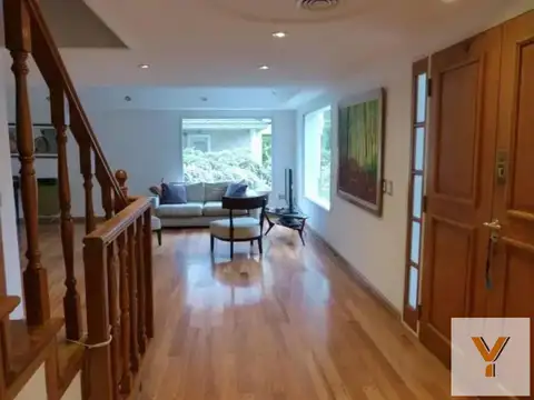 Casa en Alquiler de 4 dormitorios