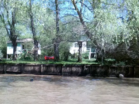 Rio / Arroyo Angostura 100
