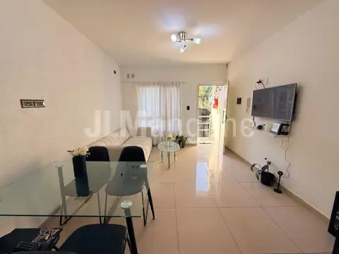 Depto Tipo Casa en Venta de 2 dormitorios