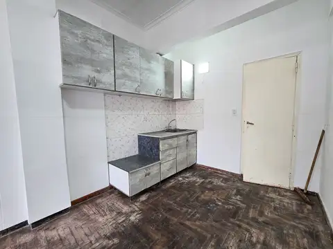 Monoambiente externo. Sin expensas - Figueroa Alcorta y 12 de Octubre