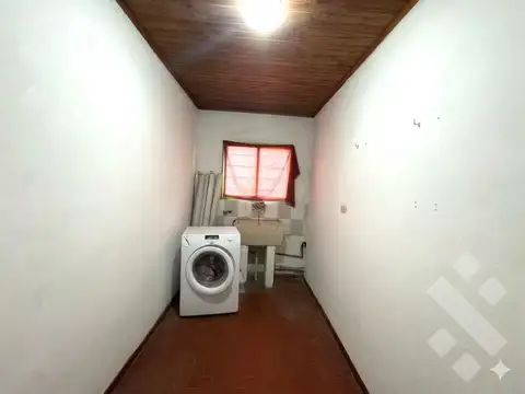 Departamento 5 ambientes con 1 baño