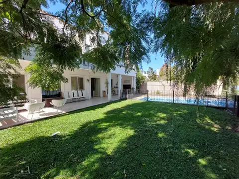 Casa en Alquiler de 3 dormitorios