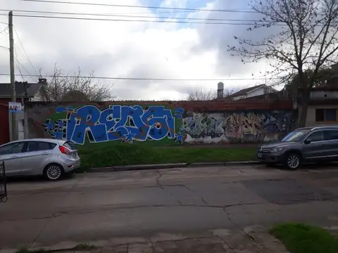 Sarmiento 742