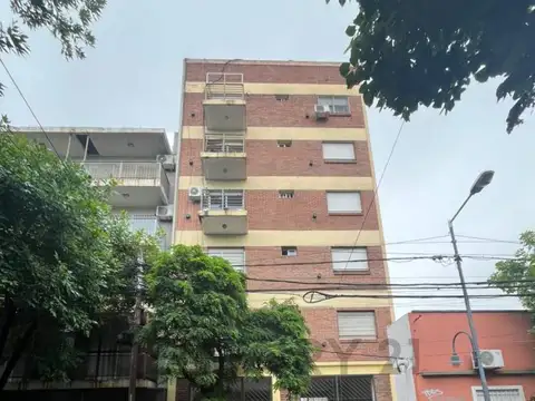 Avenida Presidente Perón 1800