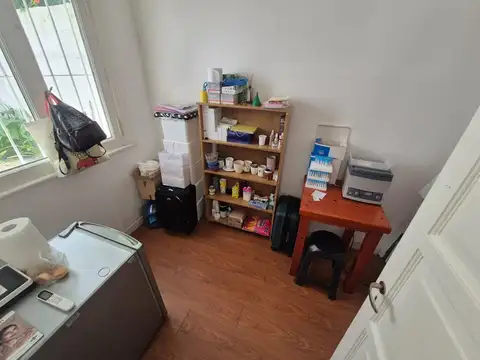 CASA 4 AMBIENTES CON PATIO EN QUILMES CENTRO VENTA