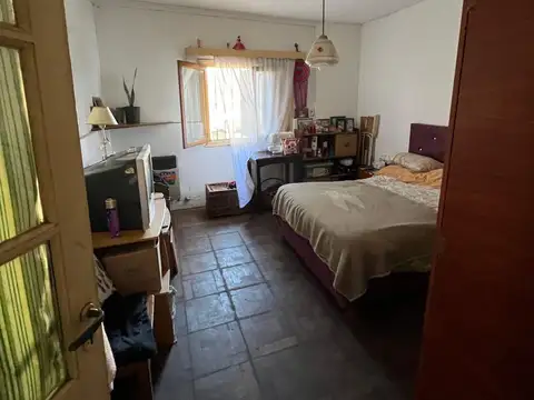 Casa 2 Dorm. 1 Baño – A Reciclar – Lobos