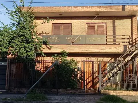 VENTA CASA EMPALME 3 DORM CON DEPTO