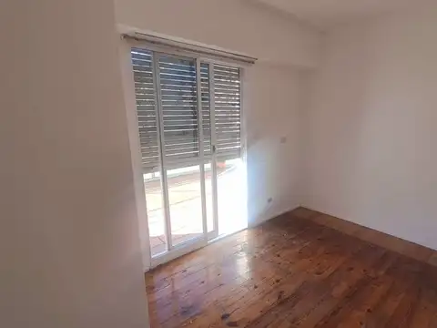 Soleado 4 ambiente c/dependencia terraza, parrilla