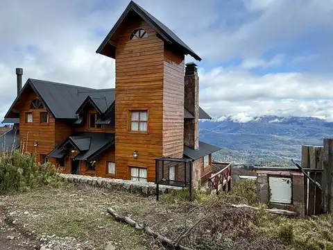 Casa en Venta con 1 cochera