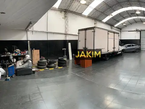 Galpon en Venta en Loma Hermosa, USD 550.000