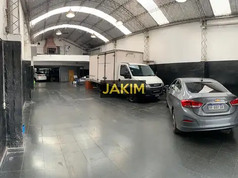 Galpon en Venta 18  mts Frente