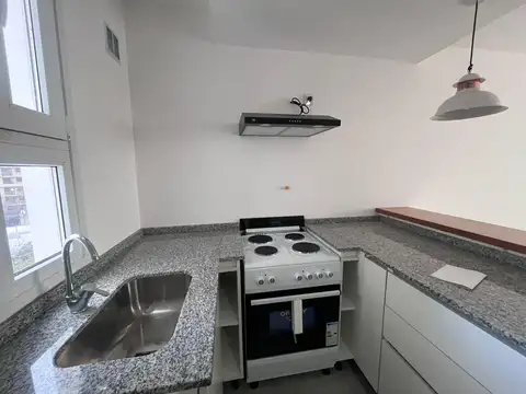 Departamento en Alquiler en Microcentro, $ 450.000