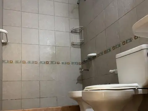 O F E R T E     Buen 2 amb c/Patio, 50m2 total aprox, APTO CREDITO y Sin Expensas!