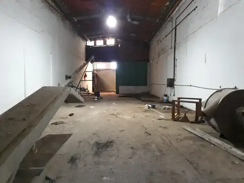 GALPON EN VENTA - LA PLATA