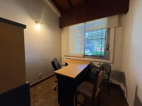 Casa 5 ambientes con 4 baños