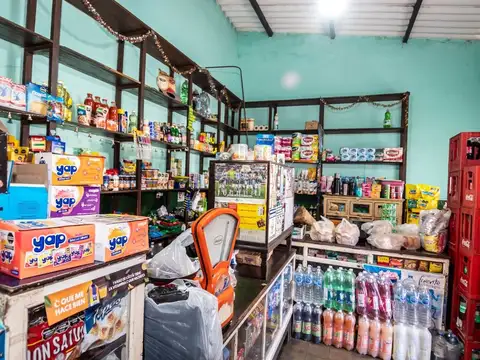 Casa 5 ambientes con 2 baños