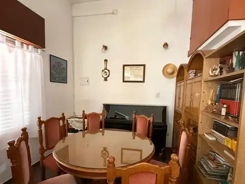 Casa en Venta con 1 cochera