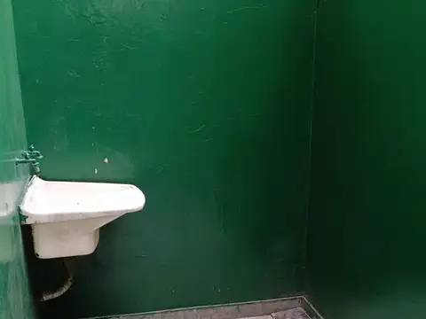 Depto Tipo Casa en Alquiler en Mataderos, $ 450.000