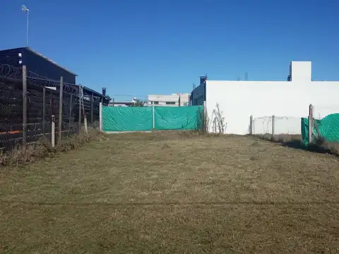 Terreno en Venta 26  mts Fondo