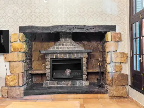 Casa en Venta en Barrio Pelufo, USD 430.000