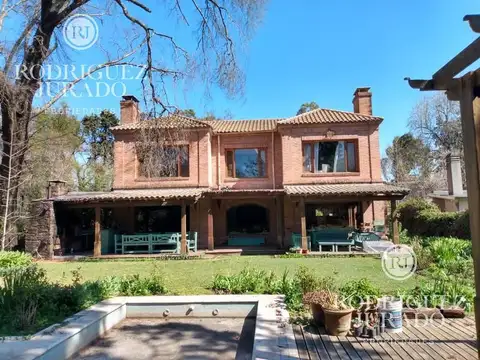 Casa en Venta de 4 dormitorios