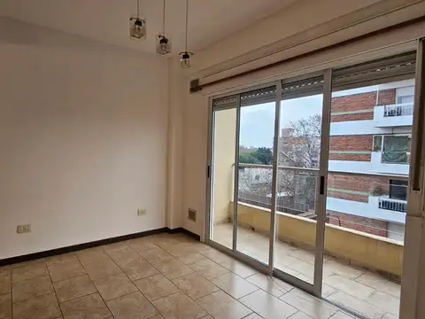 Departamento en Alquiler en Villa Saenz Peña, $ 550.000