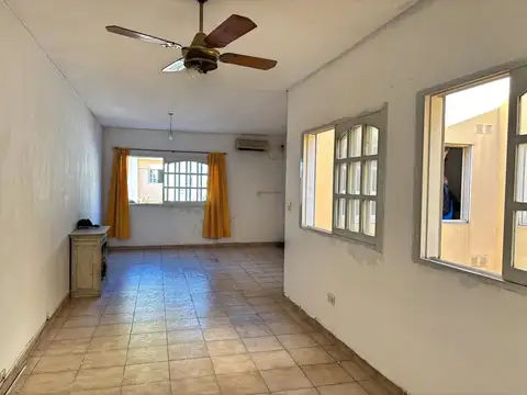 Depto Tipo Casa en Venta 25 años
