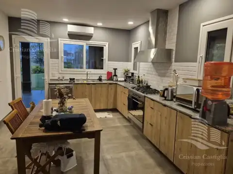 Casa en El Canton - Norte