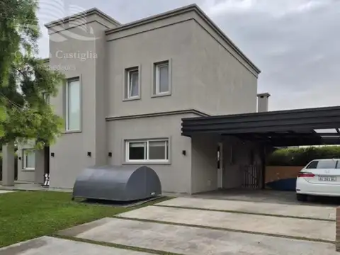Casa en Venta en El Canton - Norte, USD 349.000