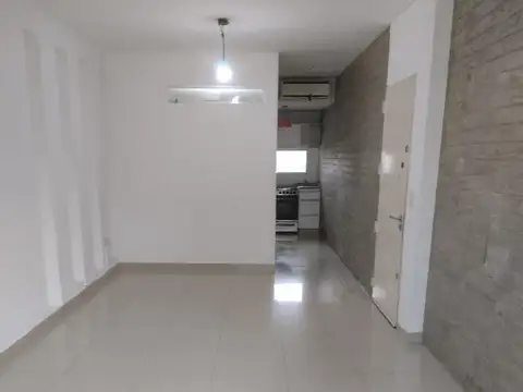Angel Carranza 2900, Piso 2