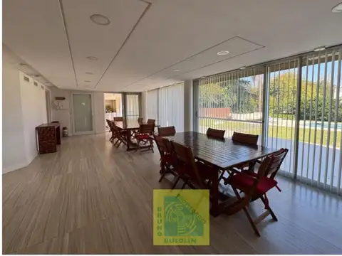Casa en Venta de 4 dormitorios