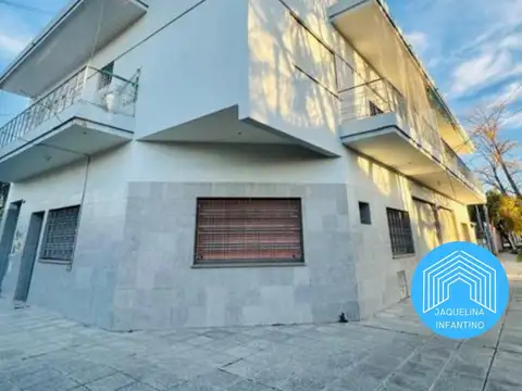 3 PHS Y UN GALPON EN BLOCK VILLA LUZURIAGA