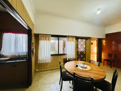 3 PHS Y UN GALPON EN BLOCK VILLA LUZURIAGA