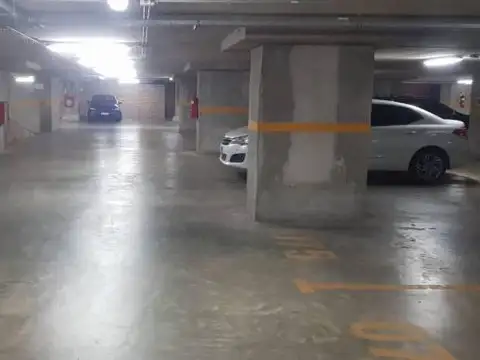 Av. Regimiento de Patricios al 1000