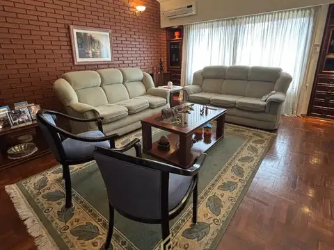 Casa en Venta de 5 dormitorios