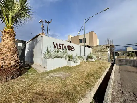 Terreno central 300m2 barrio privado Luján de Cuyo
