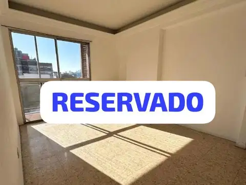 Depto DE 3 AMB  FRENTE, BALCÓN CORRIDO, SUPER LUMINOSO