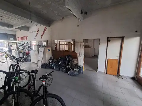 Local en Alquiler en Constitucion, $ 8.000.000