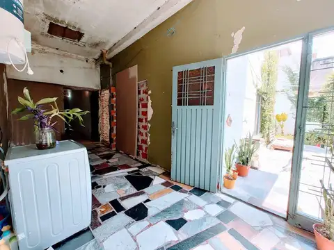 Depto Tipo Casa 4 ambientes con 1 baño