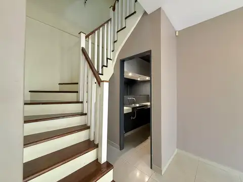 Depto Tipo Casa en Venta 17 años