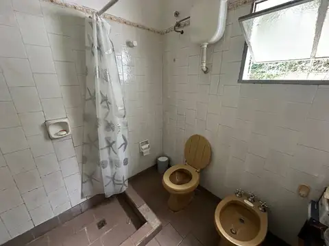 Calle P Cavaloti 100