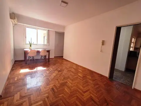 Departamento dos ambientes en Caballito
