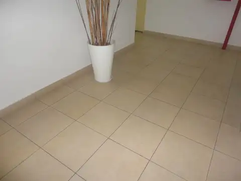 Departamento en Alquiler en Caseros, $ 580.000